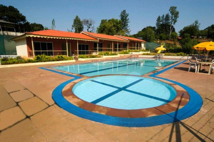 Cold Spot Village Resort Mahābaleshwar Екстериор снимка