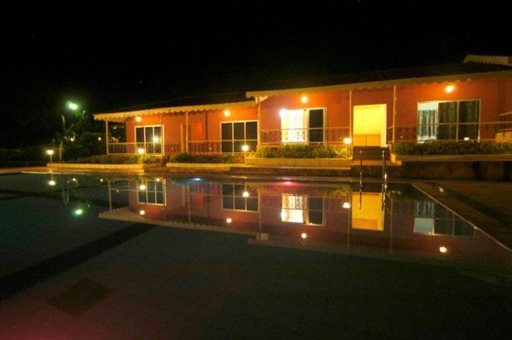 Cold Spot Village Resort Mahābaleshwar Екстериор снимка