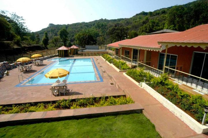 Cold Spot Village Resort Mahābaleshwar Екстериор снимка